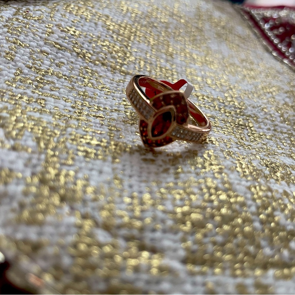Gold garnet ring